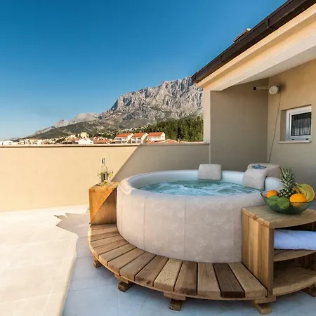 Skytub شقة *