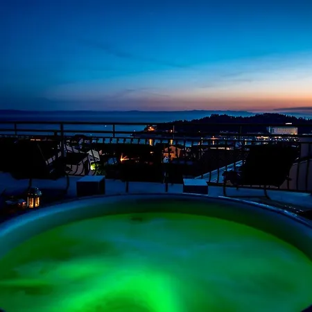 Skytub * ماكارسكا