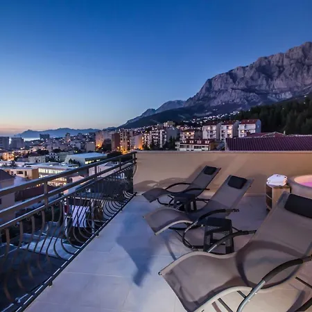 Skytub * ماكارسكا